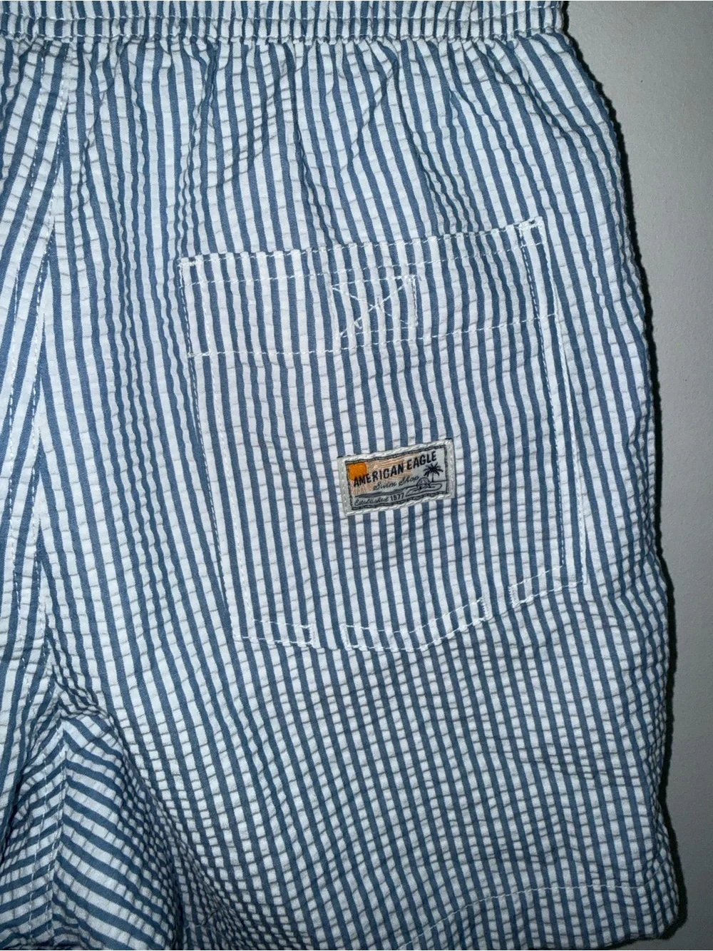 American Eagle 5” Swim Trunks Medium
